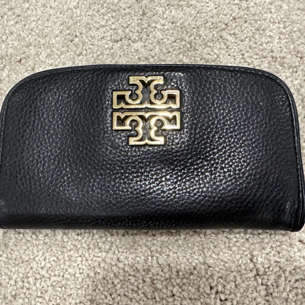 Tory Burch wallet